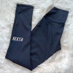 FLEO Leggings